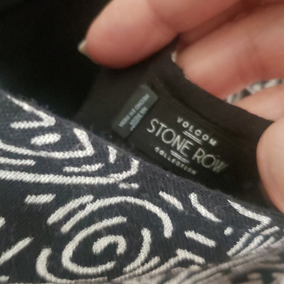 Valcom Stone Row French Collection Dress. - Picture 6 of 8